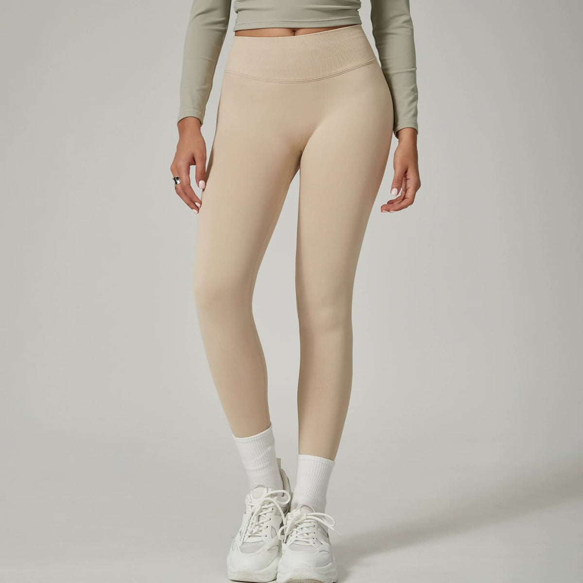 Khaki High-Waisted Butt Lift Yoga Pants for Women - Peach Hip Design, Full-Length Leggings, Workout and Fitness Activewear size M