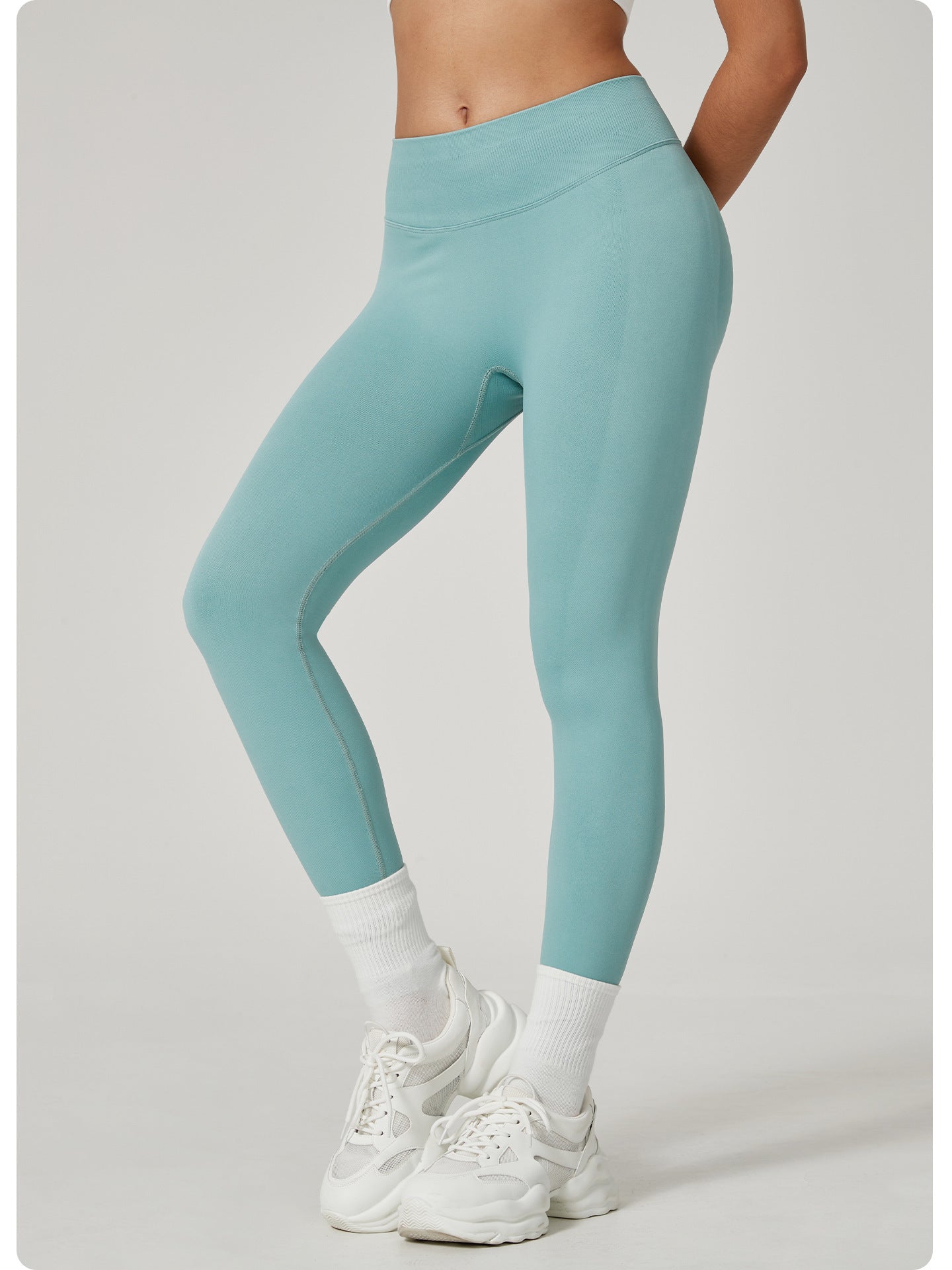 Khaki High-Waisted Butt Lift Yoga Pants for Women - Peach Hip Design, Full-Length Leggings, Workout and Fitness Activewear size M