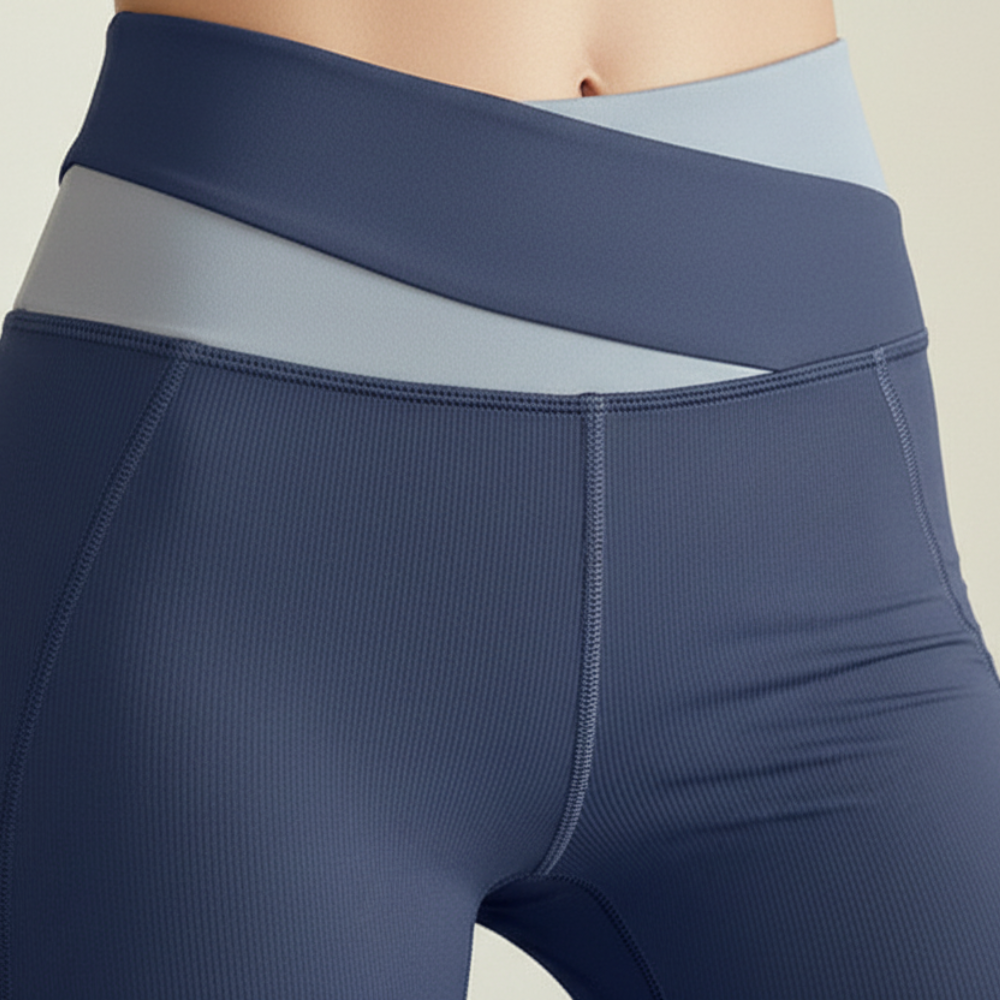 Block High-Waist Yoga Shorts - Premium Compression Activewear M Blue